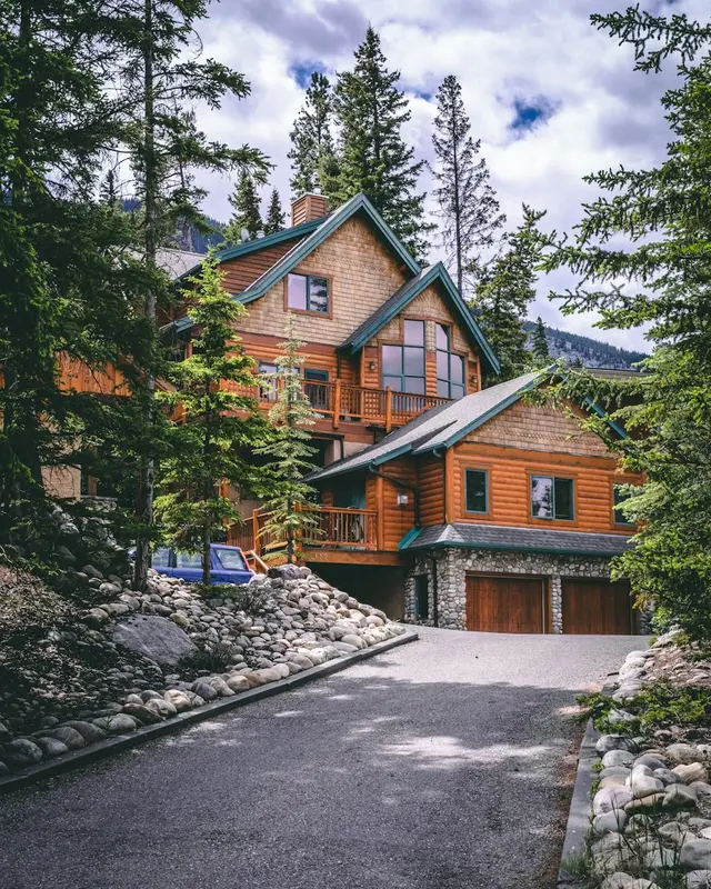 Sunlit.Homes Premium Domain